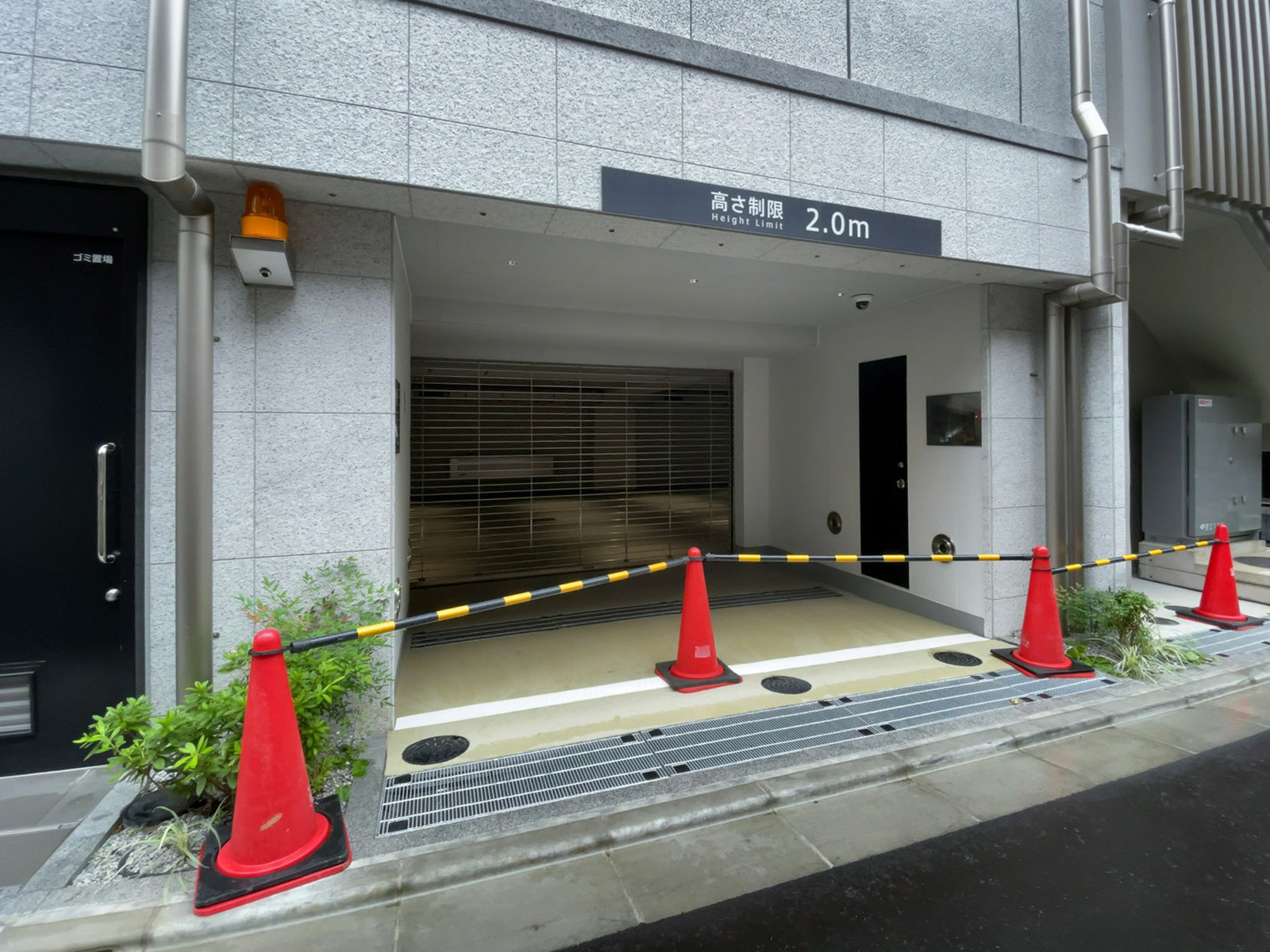 駐車場(1階)