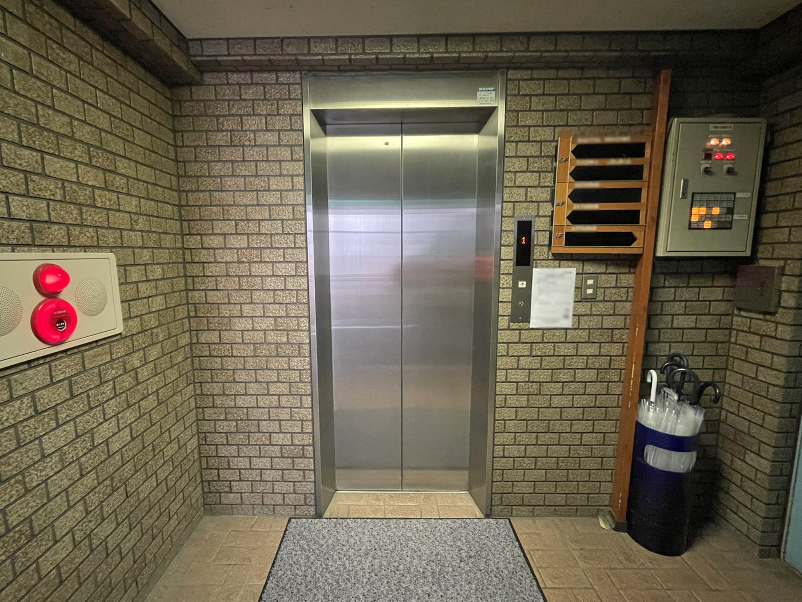 エレベーター(1基)