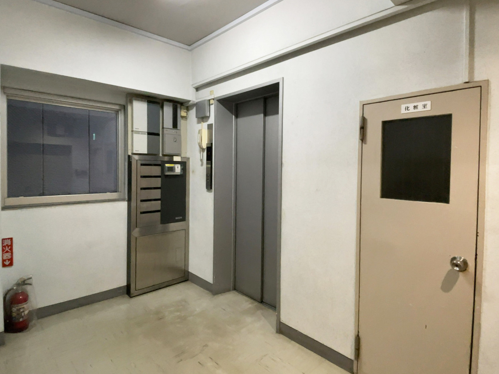 エレベーター(1基)