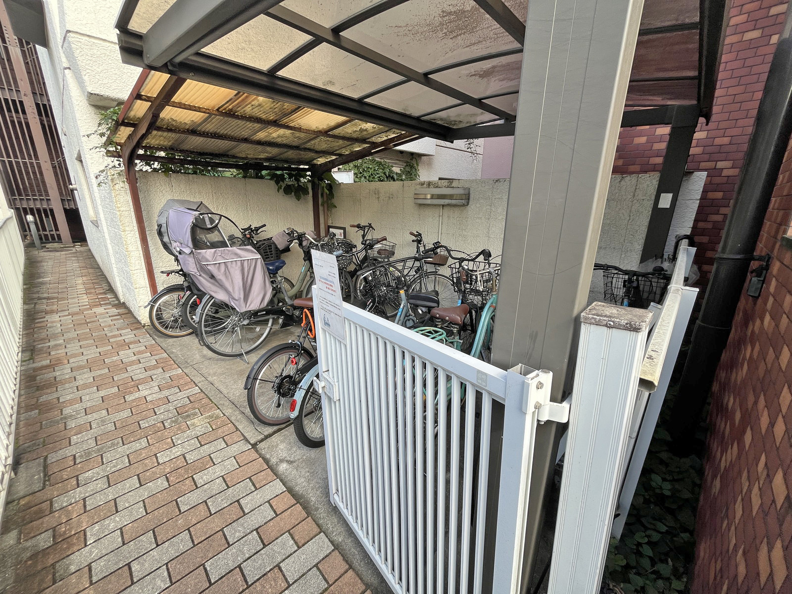 駐輪場