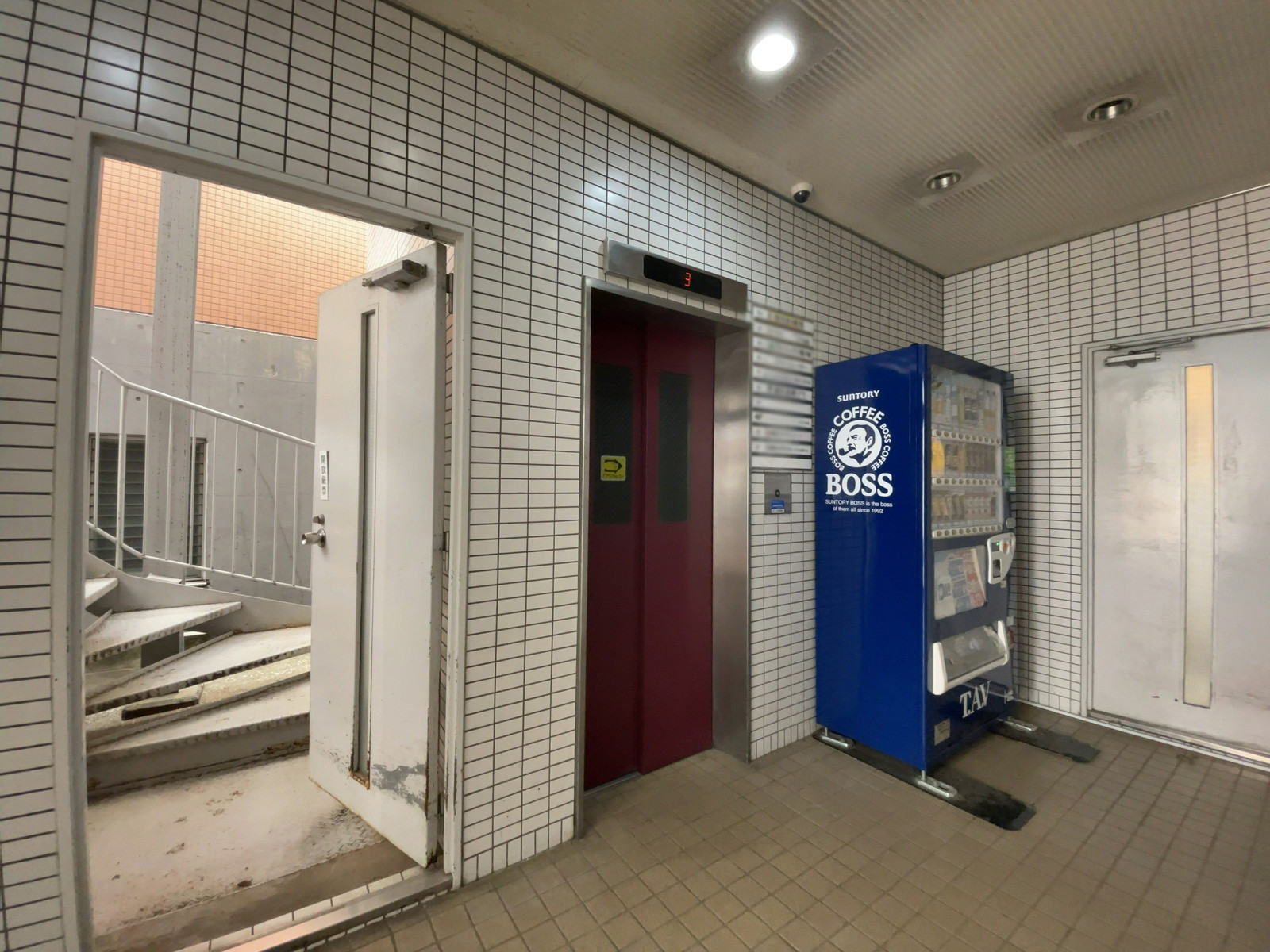 エレベーター(1基)
