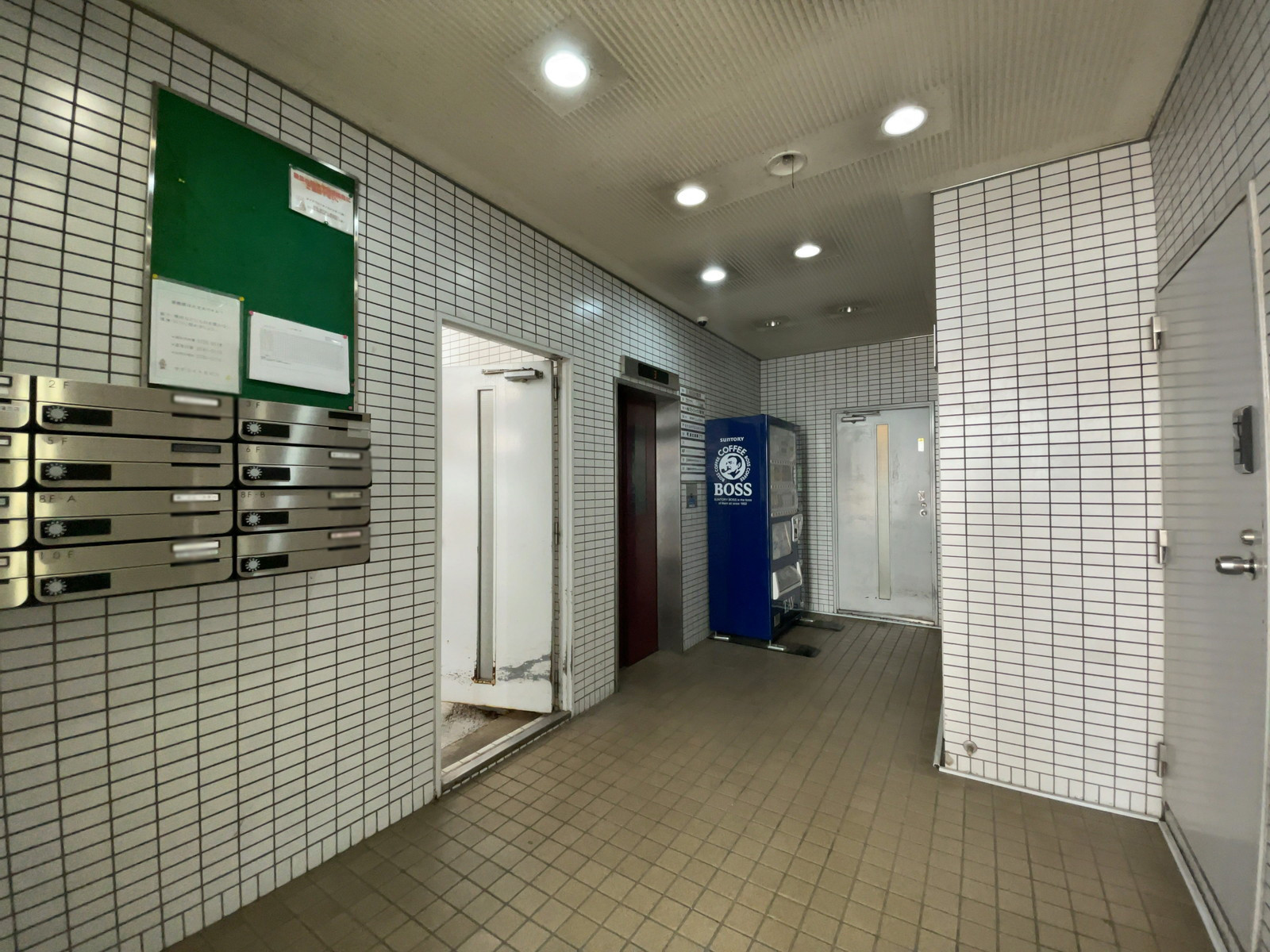 エントランス