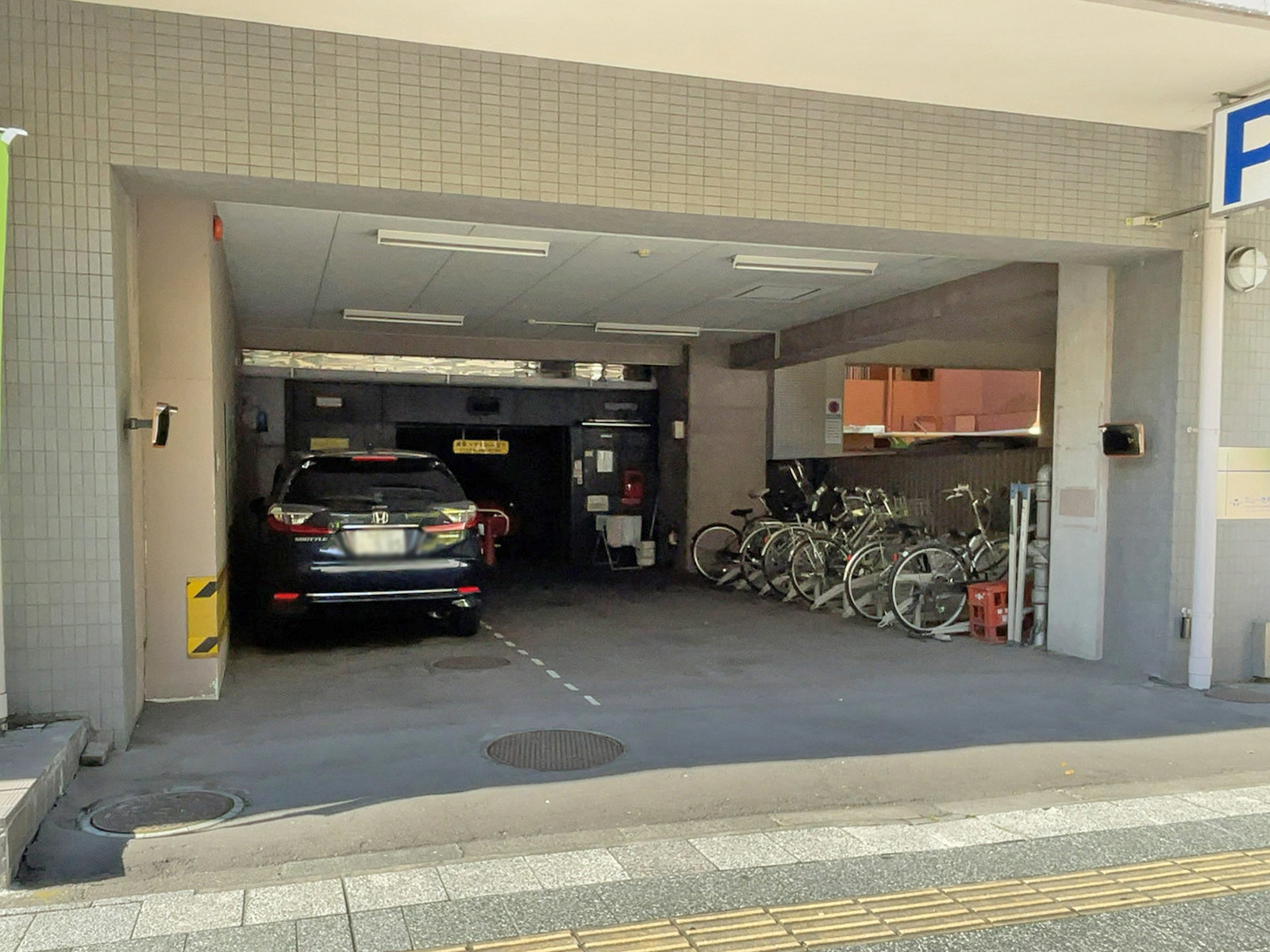 駐車場