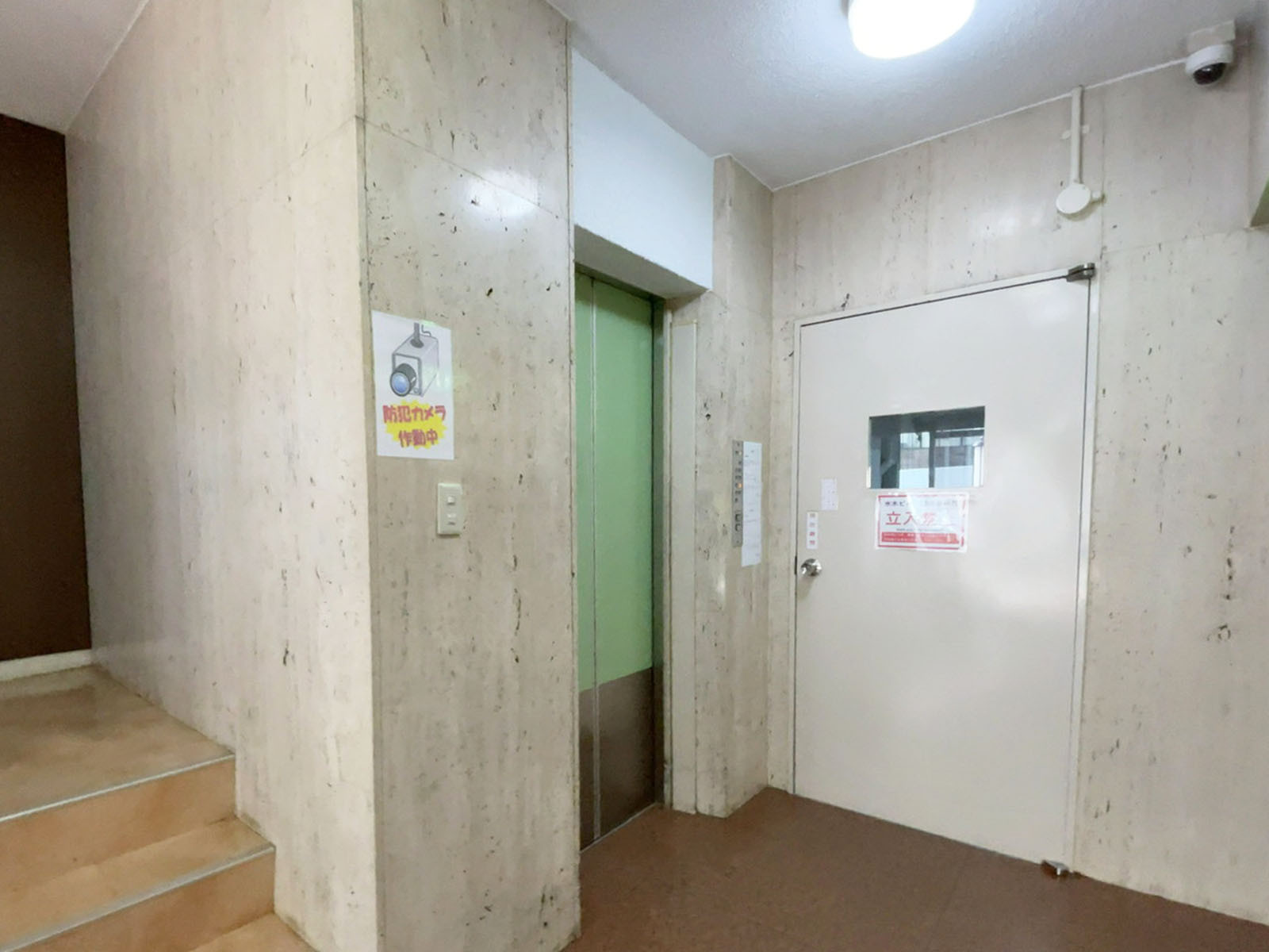 エレベーター(1基)