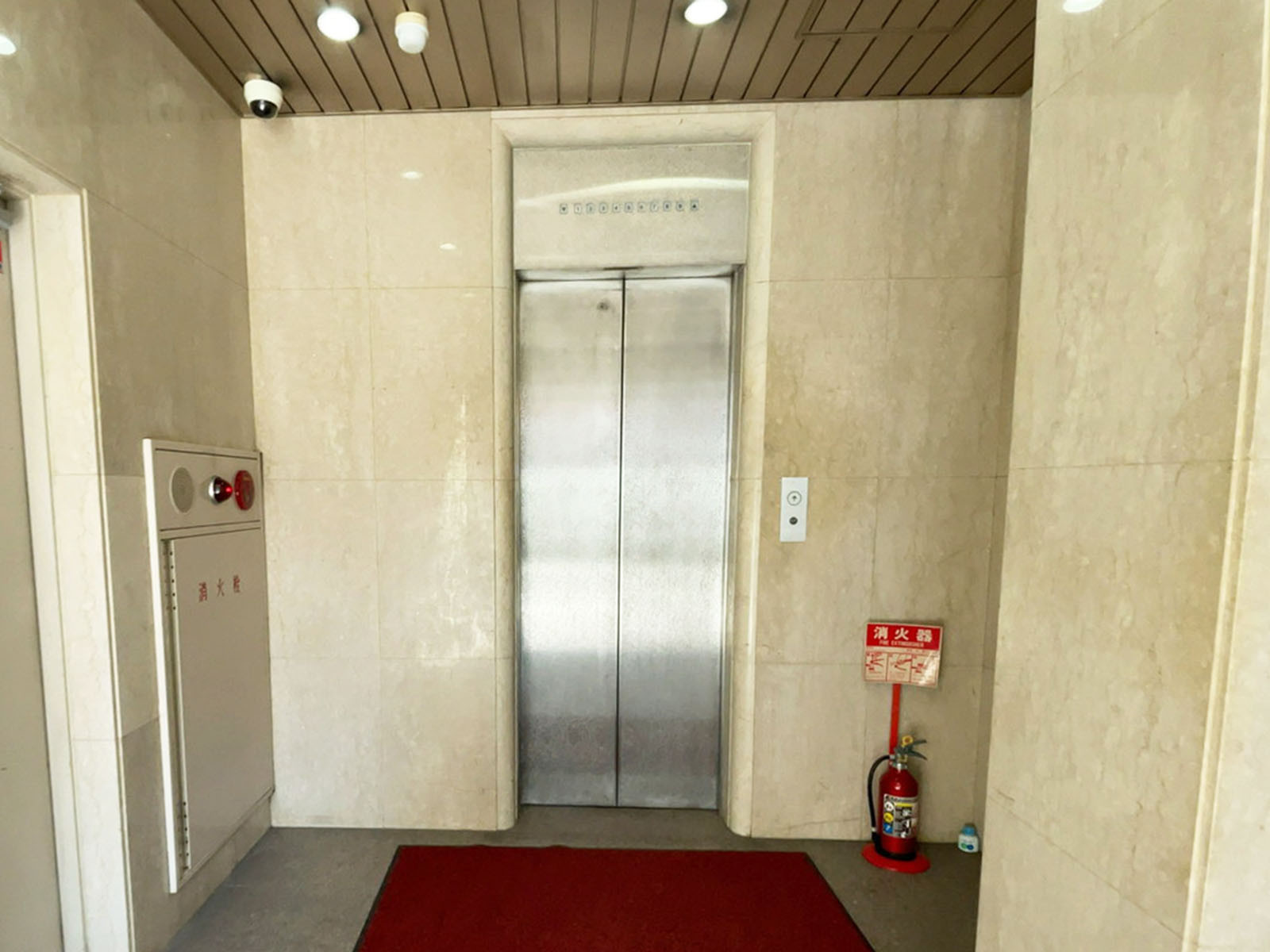 エレベーター(1基)