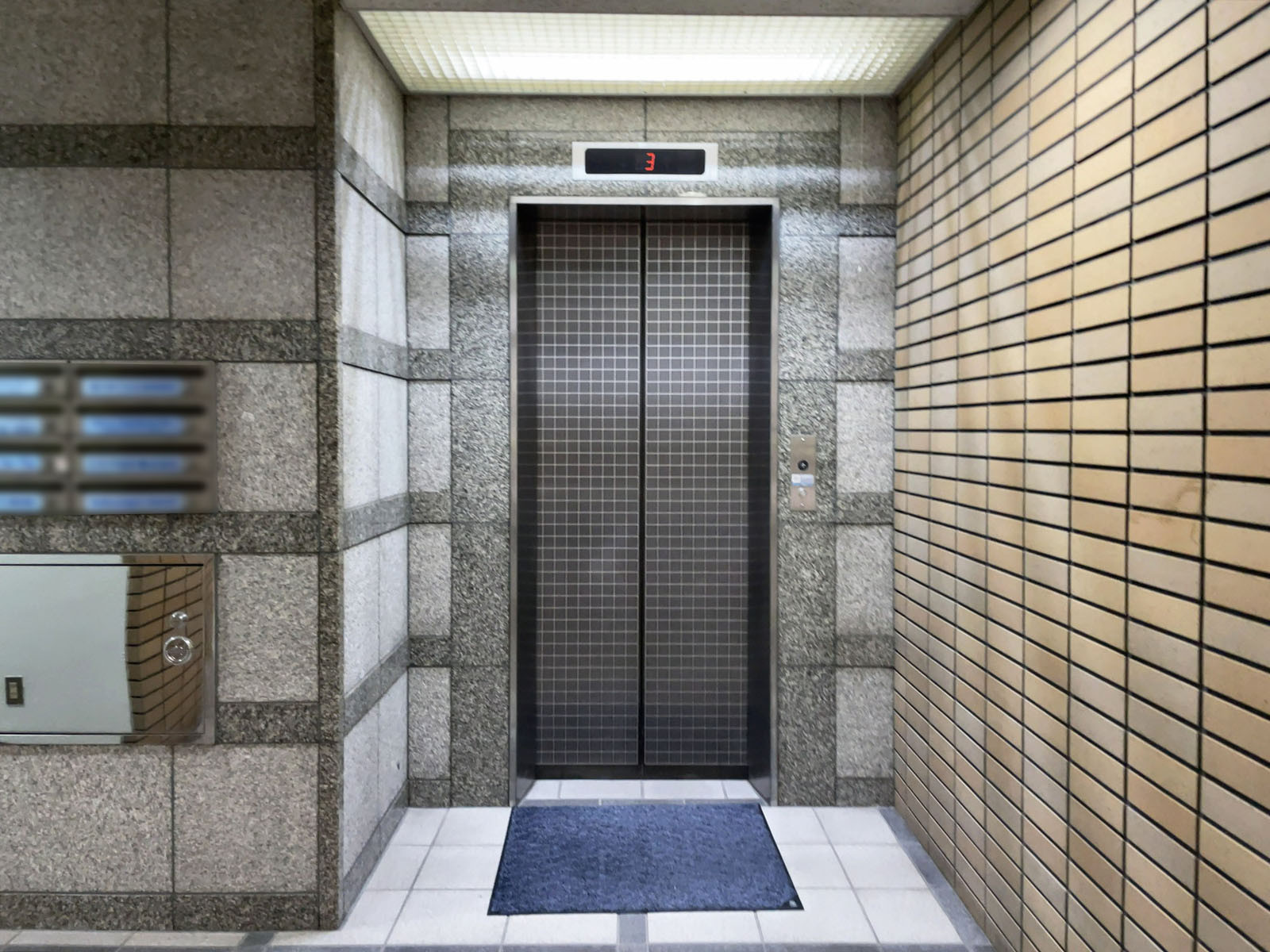 エレベーター(1基)