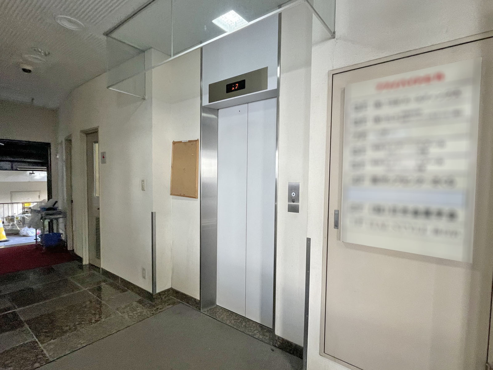 エレベーター(1基)