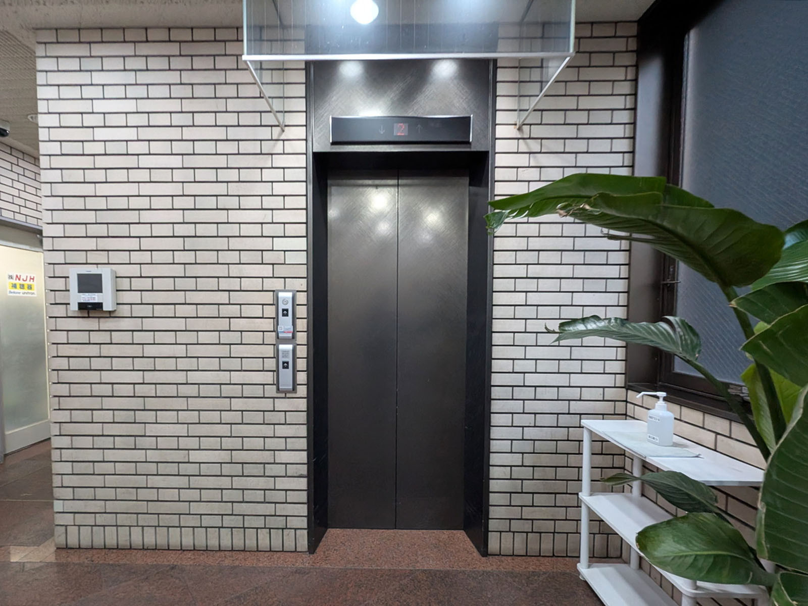 エレベーター(1基)