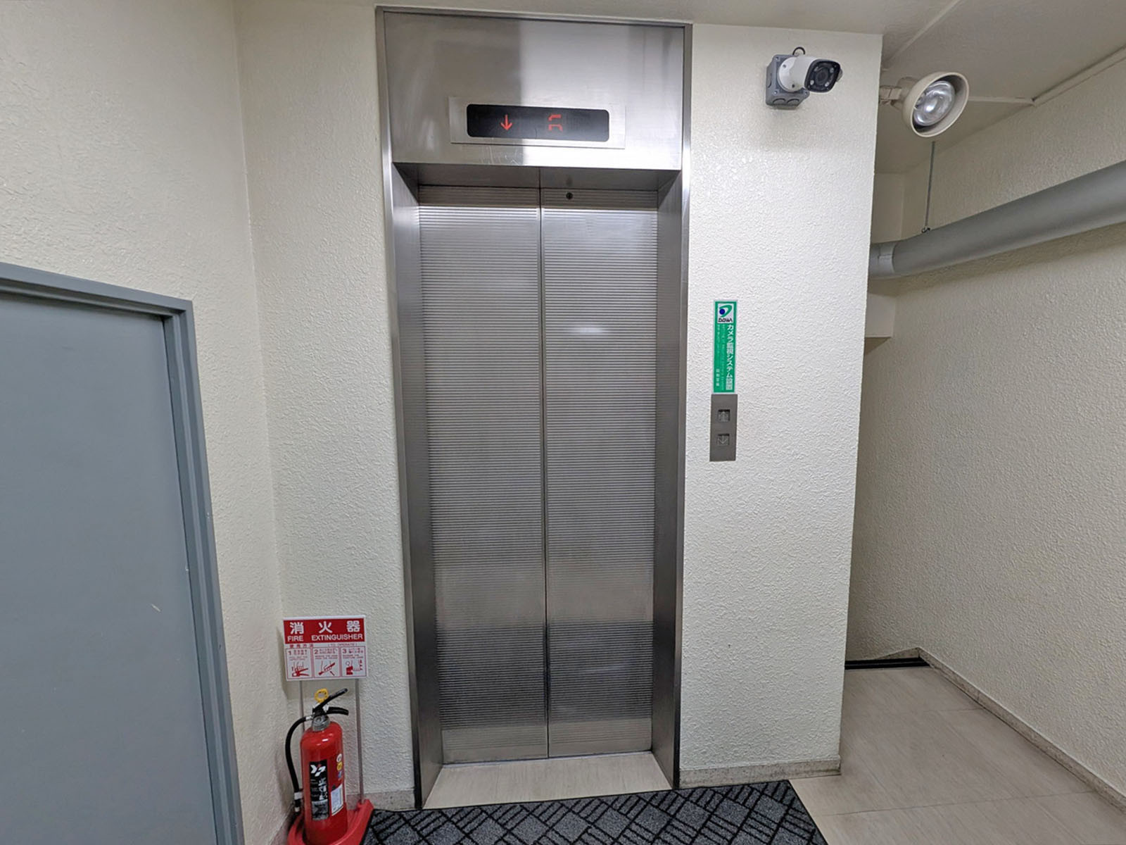 エレベーター(1基)