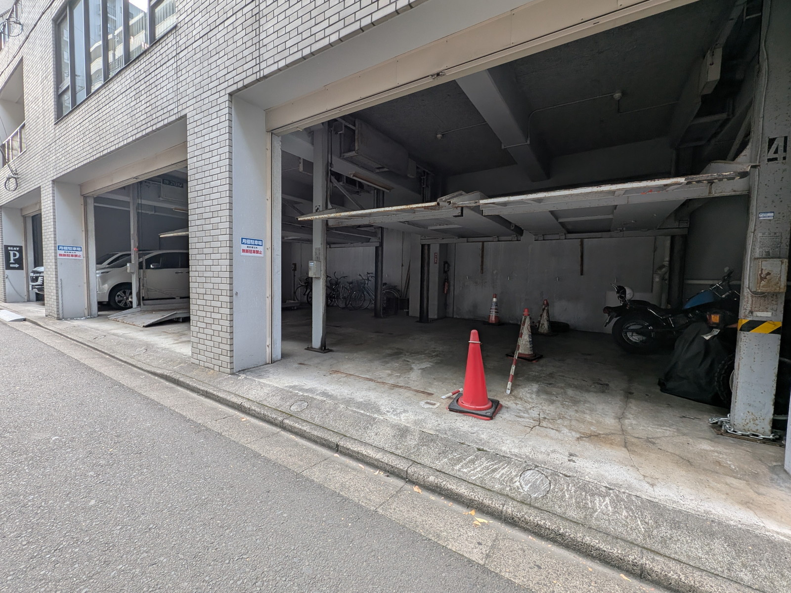 駐車場