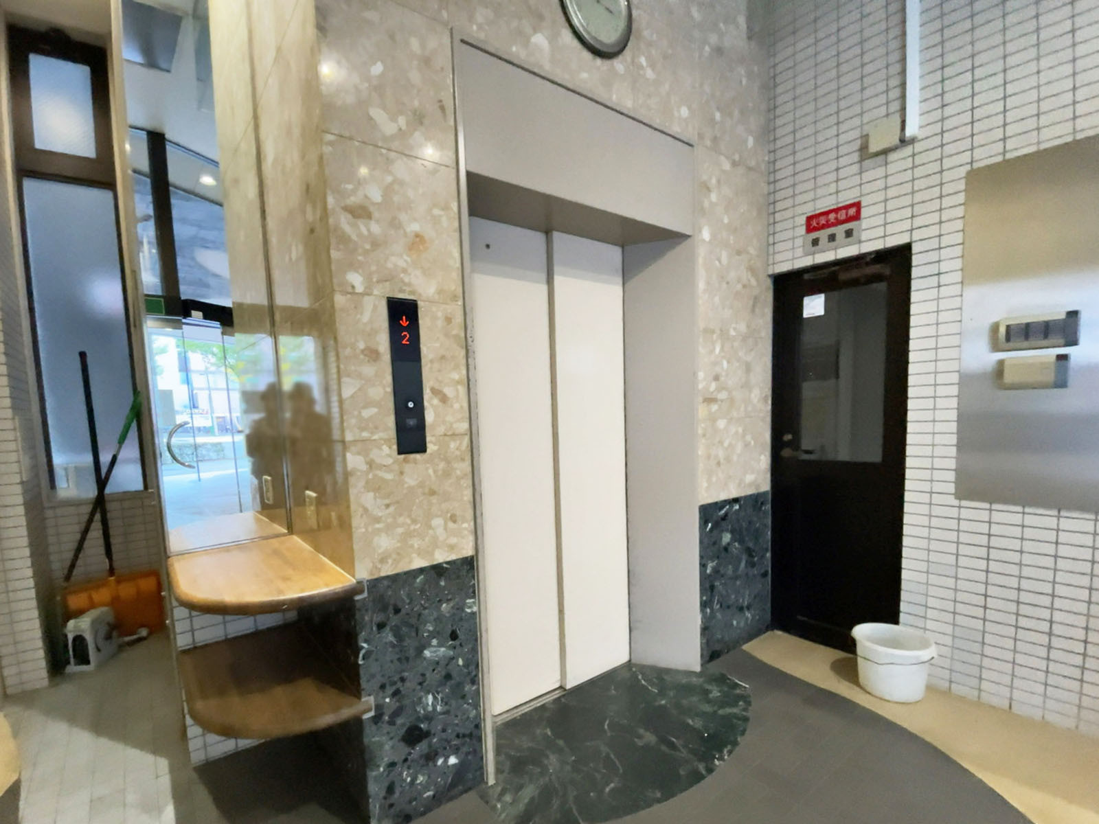 エレベーター(1基)