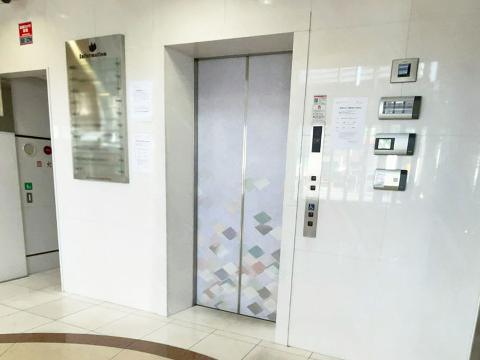 エレベーター(1基)