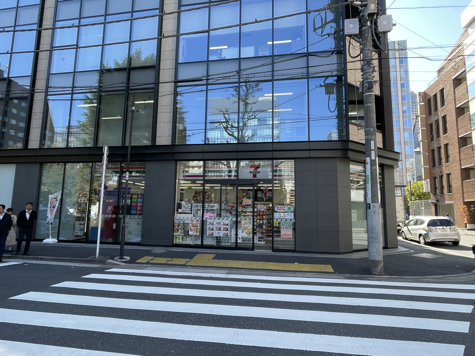 1階のセブンイレブン 西新橋2丁目西店