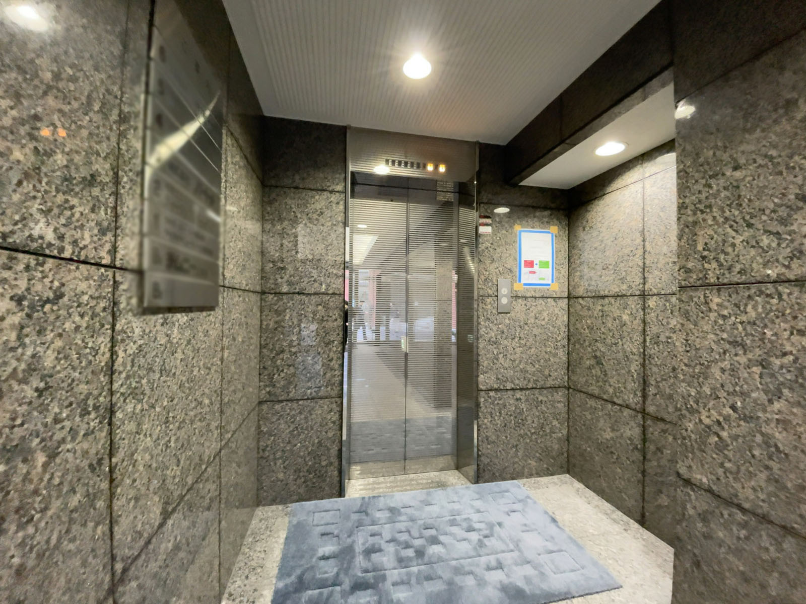 エレベーター(1基)