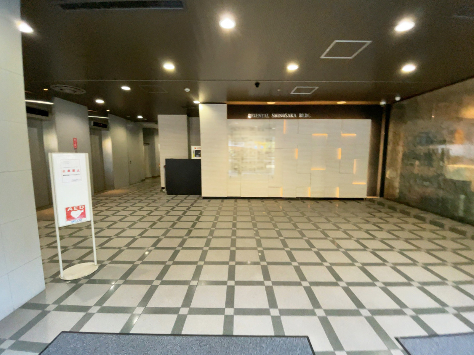 エントランス