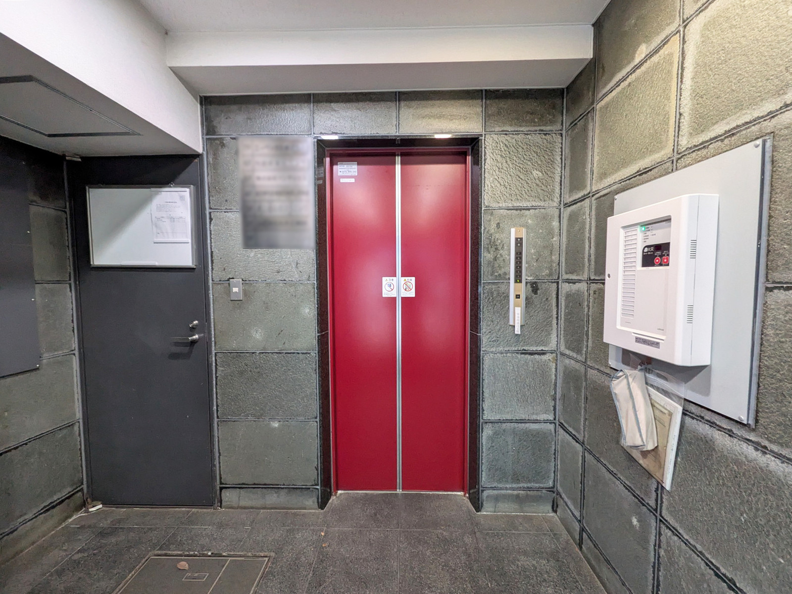 エレベーター(1基)