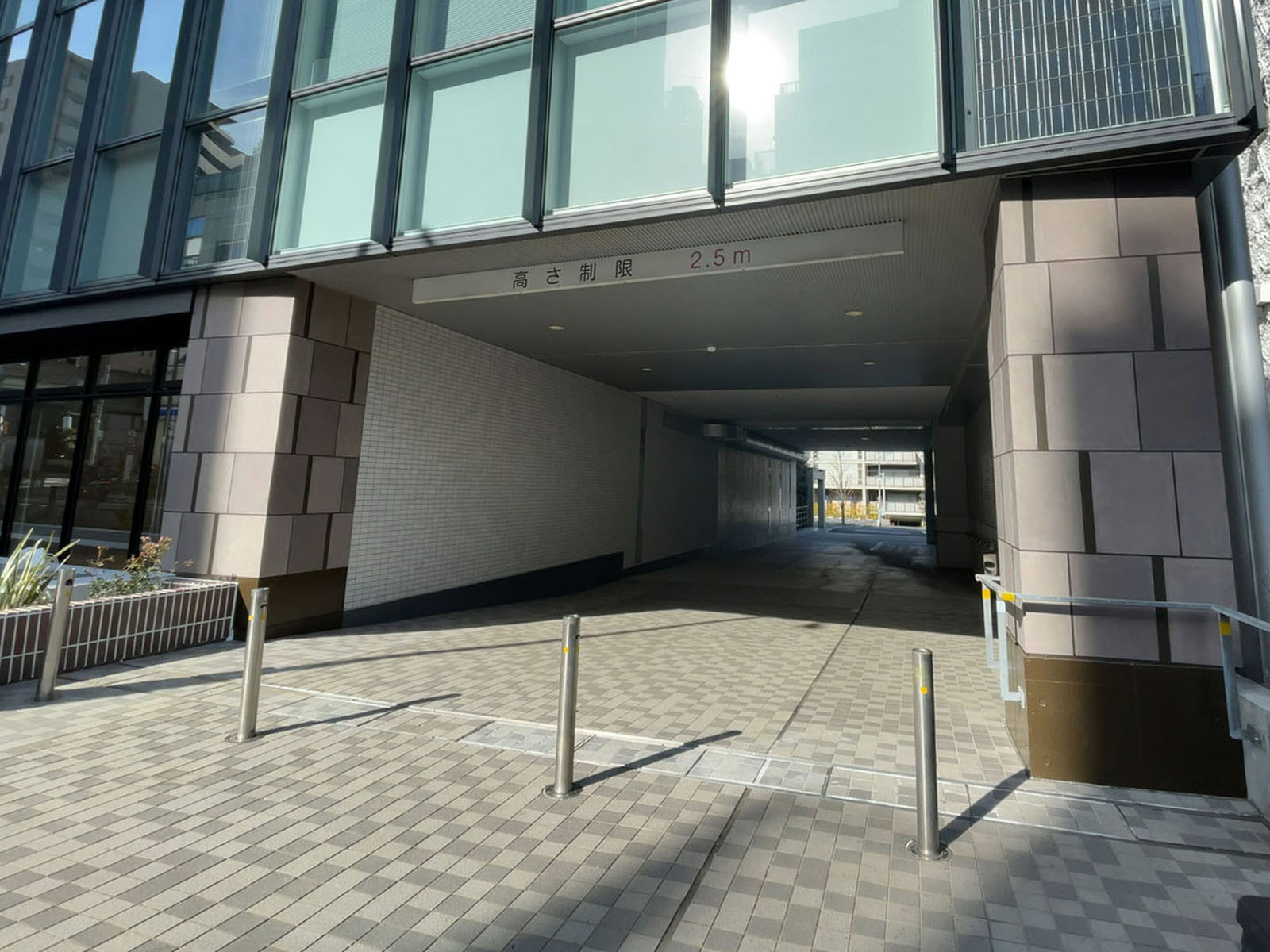 駐車場入口