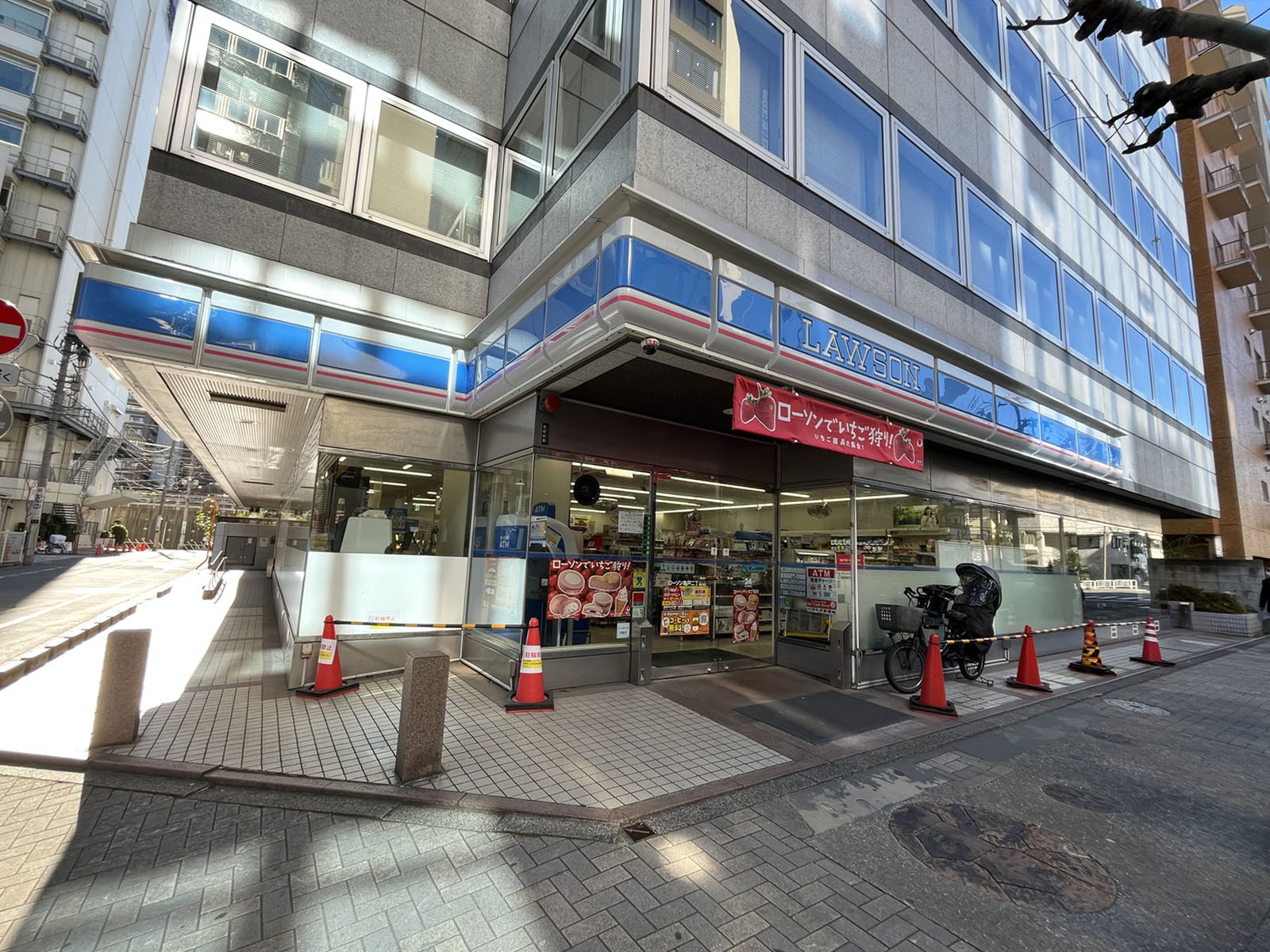 1階のローソン 亀戸2丁目店
