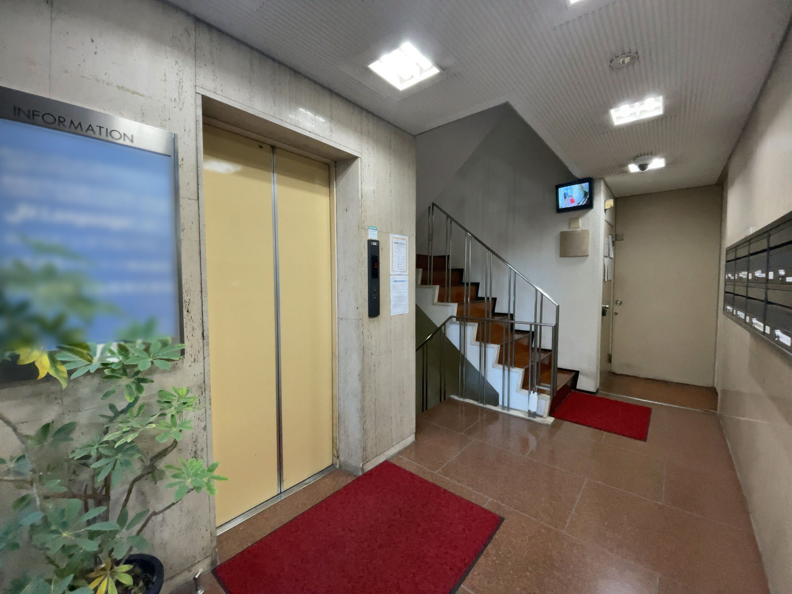 エントランス