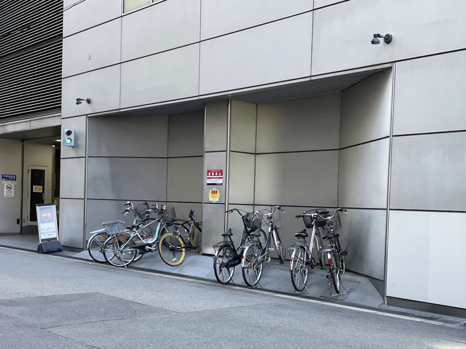 駐輪場