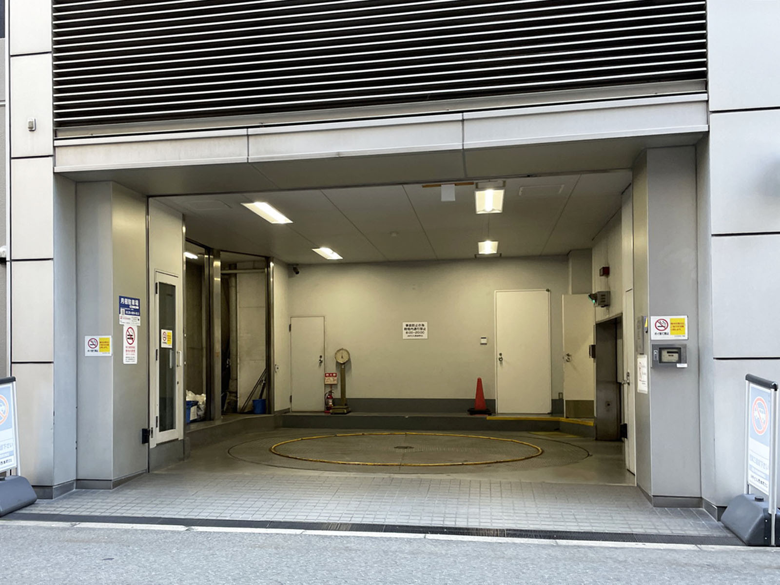 駐車場