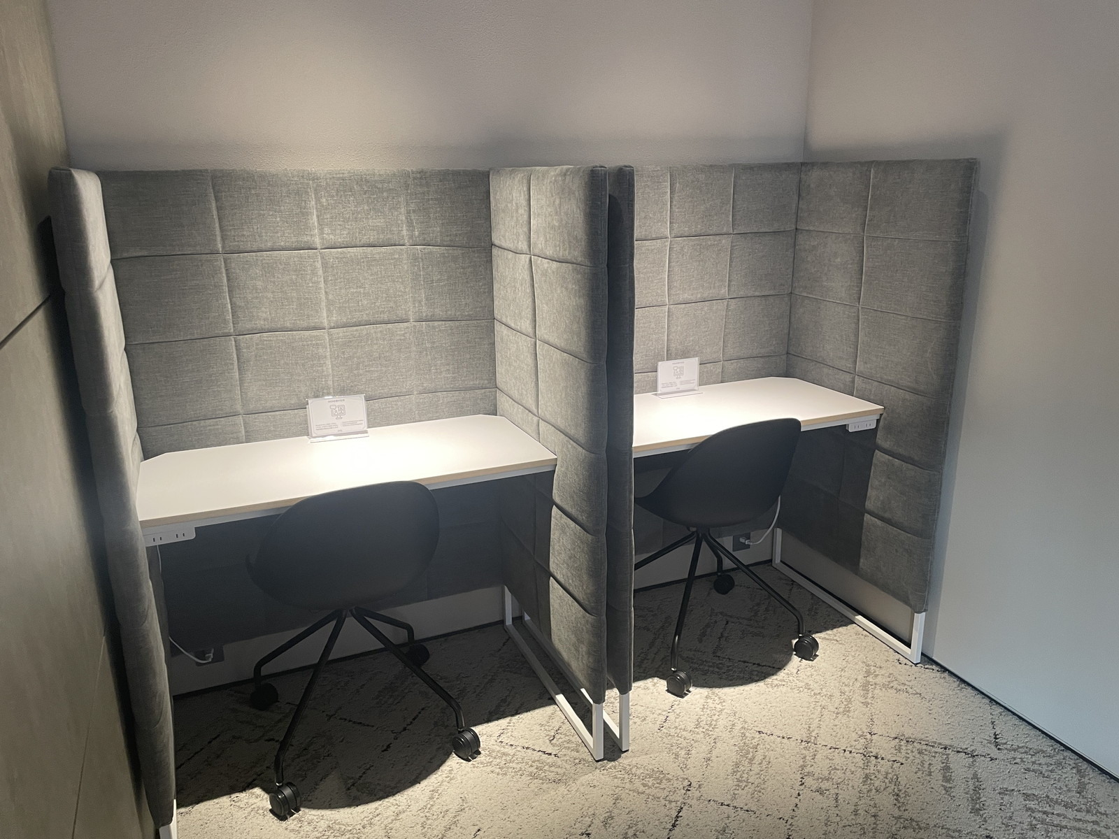 ラウンジ
