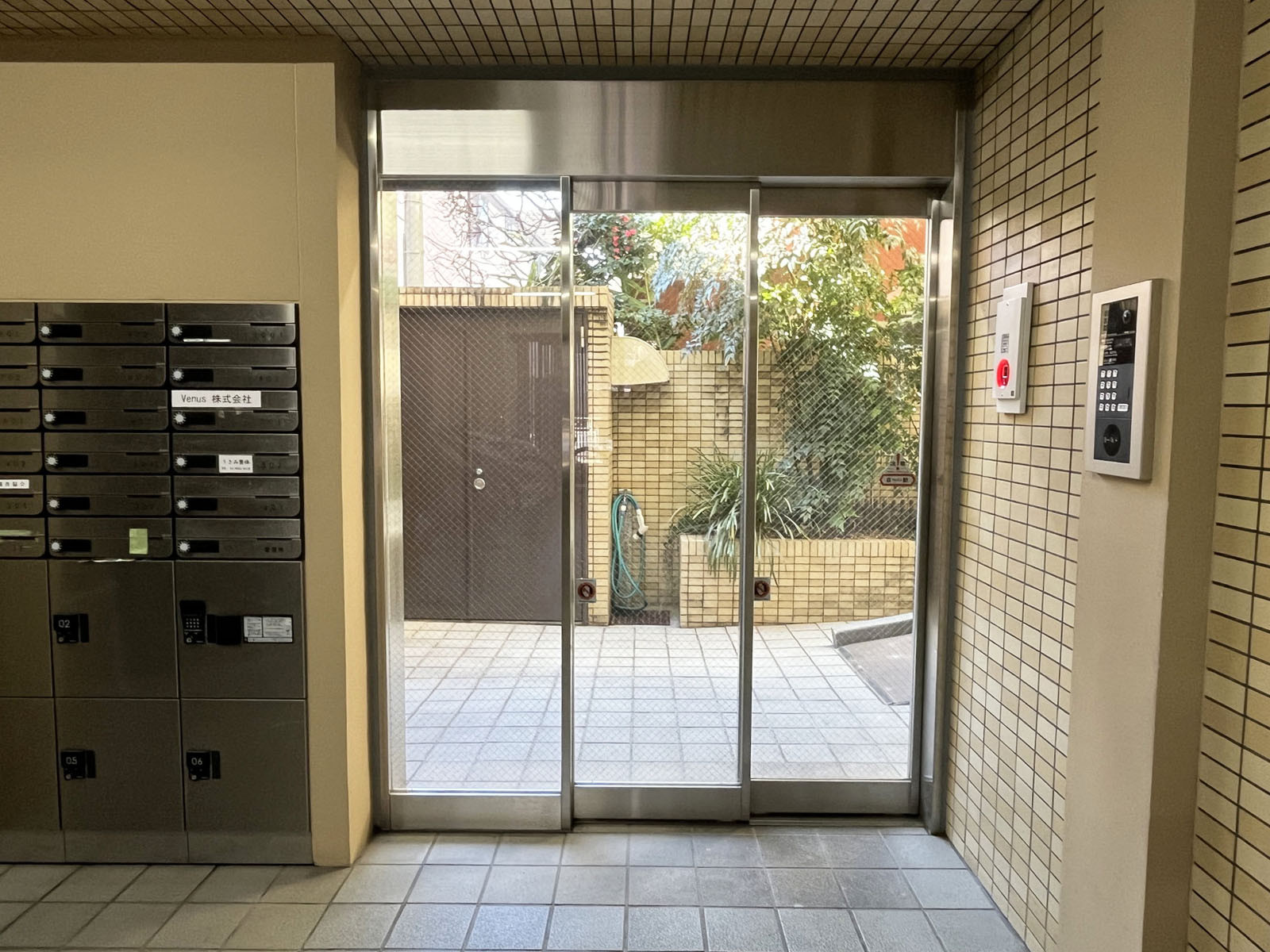 住居出入口