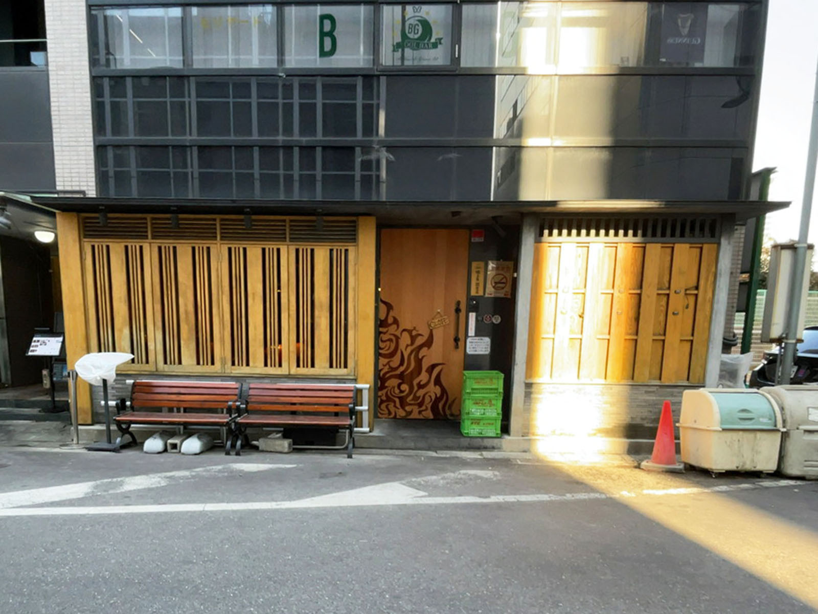 1階の飲食店