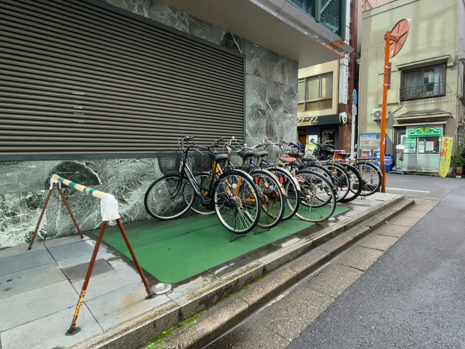 駐輪場