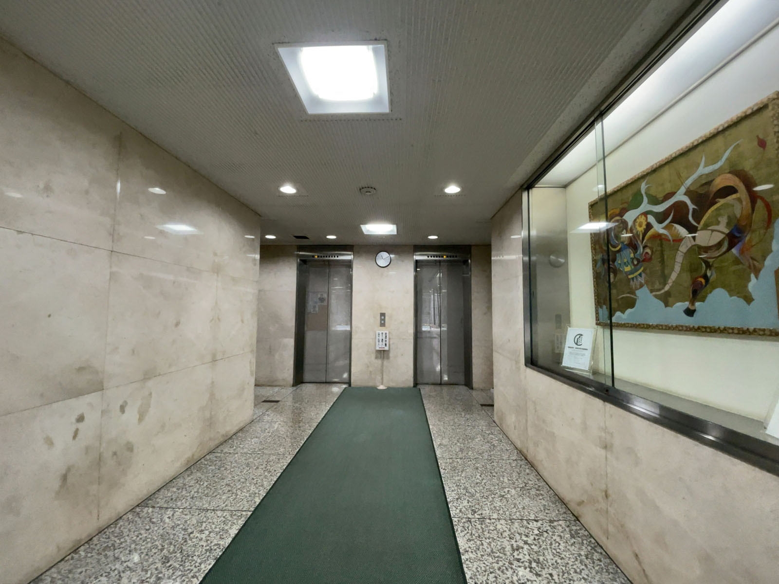 エレベーター(2基)