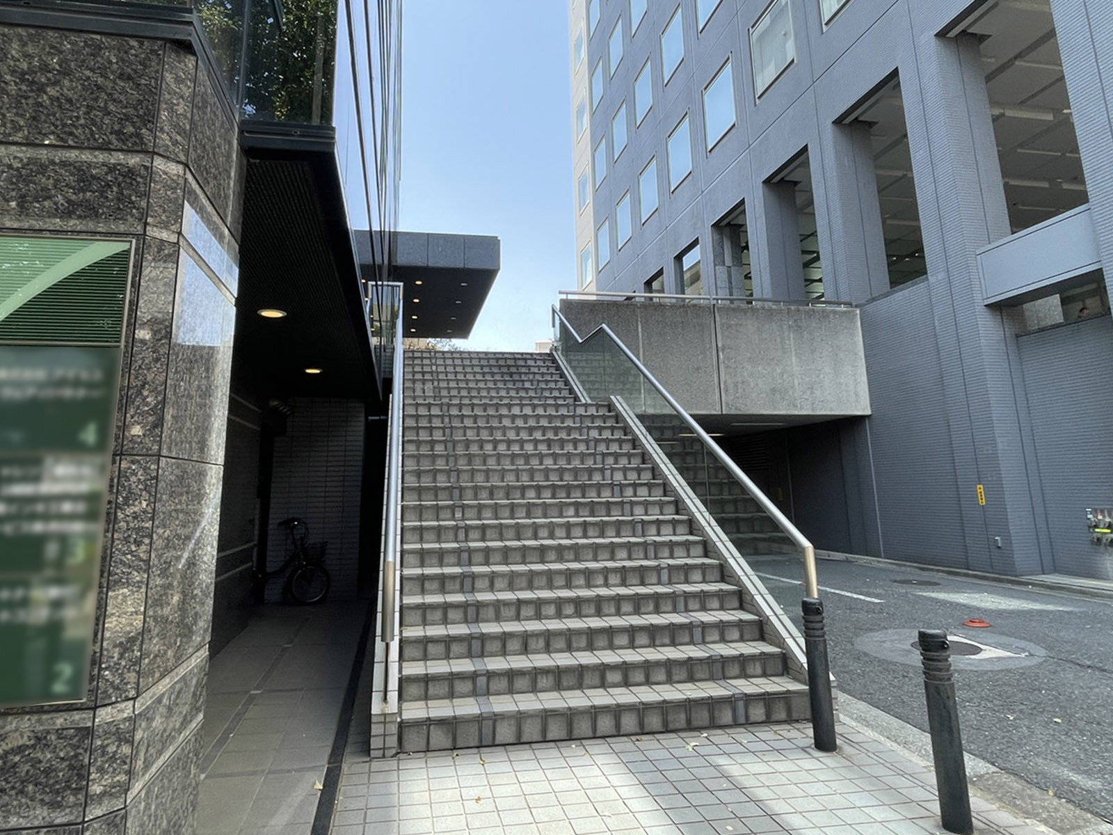 エントランスアプローチ