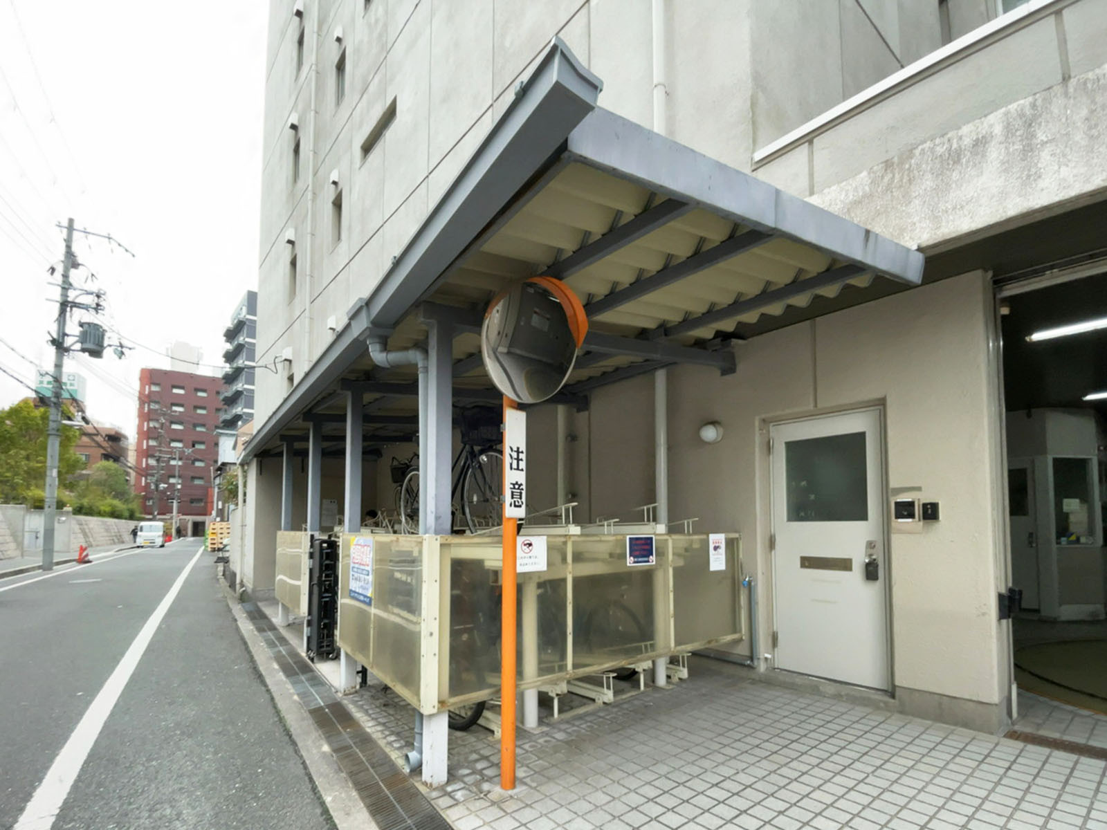 駐輪場