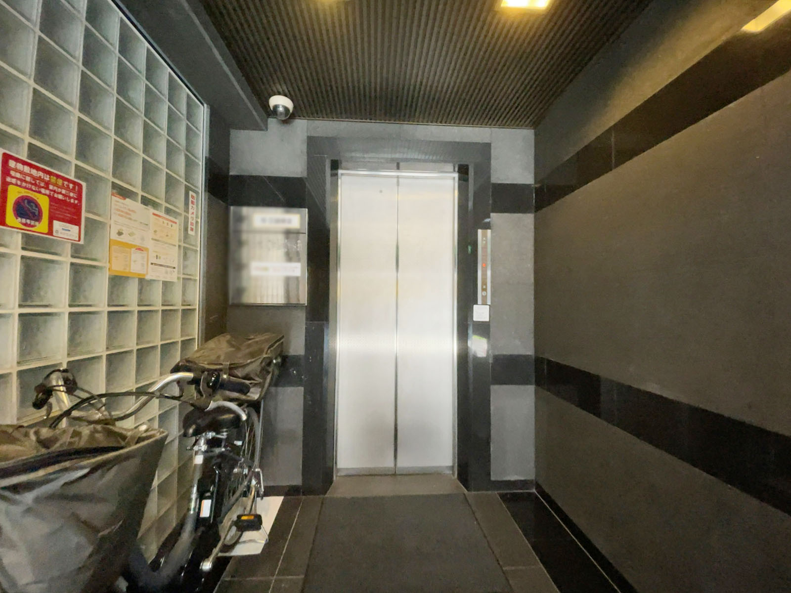 エレベーター(1基)