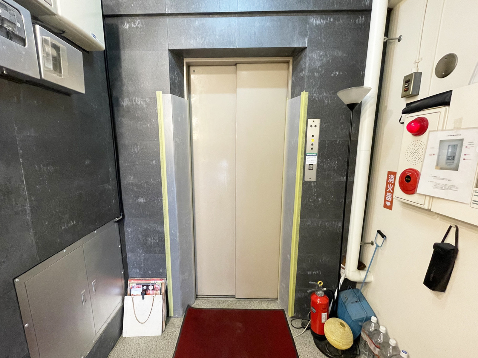 エレベーター(1基)