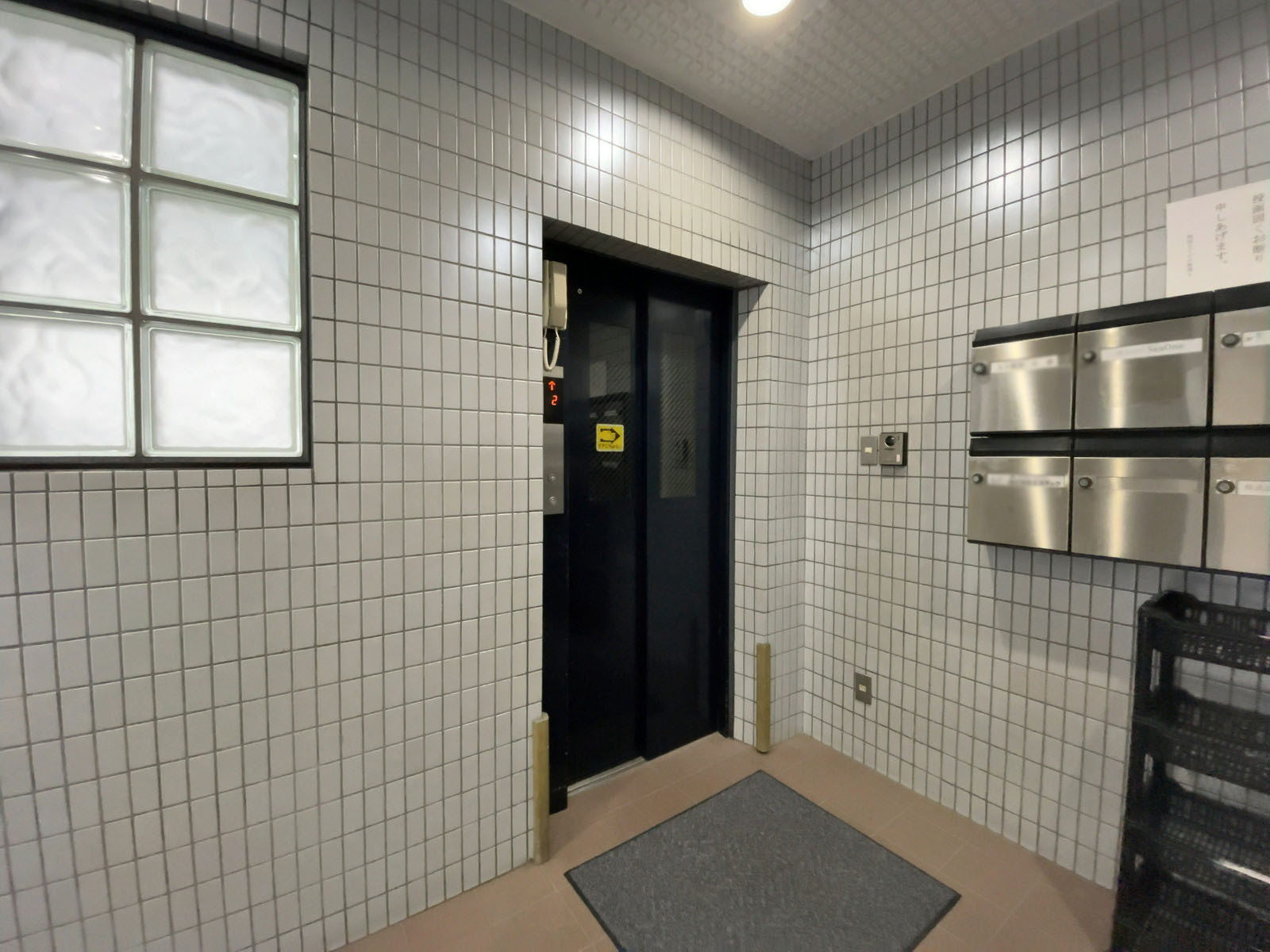 エレベーター(1基)