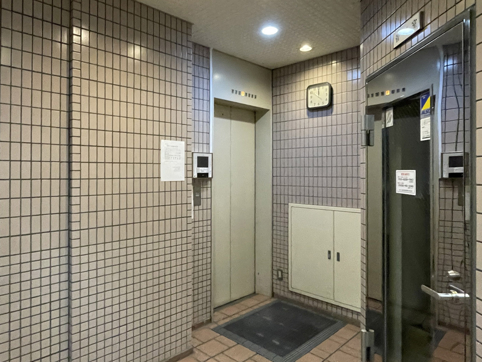 エレベーター(1基)