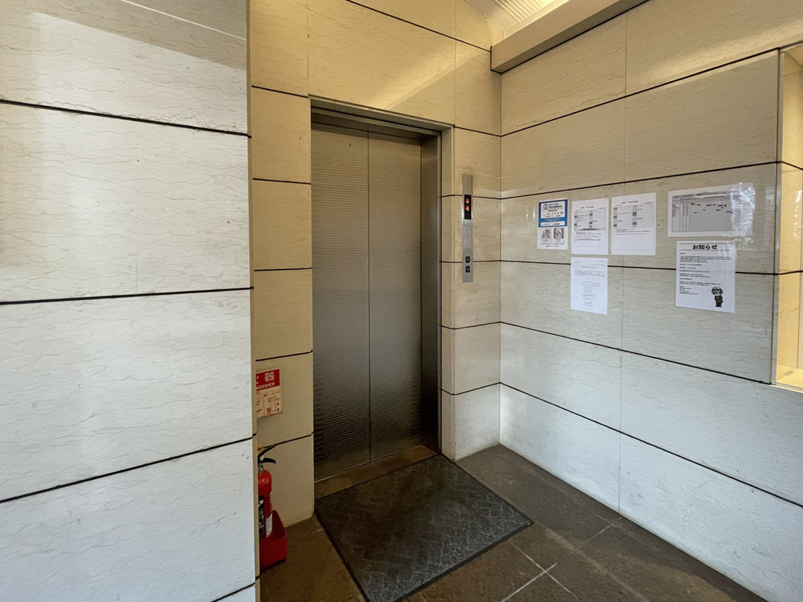 エレベーター(1基)