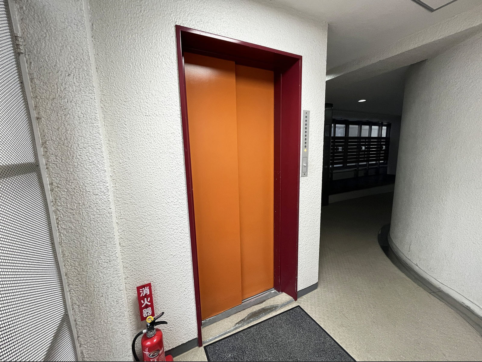 エレベーター(1基)
