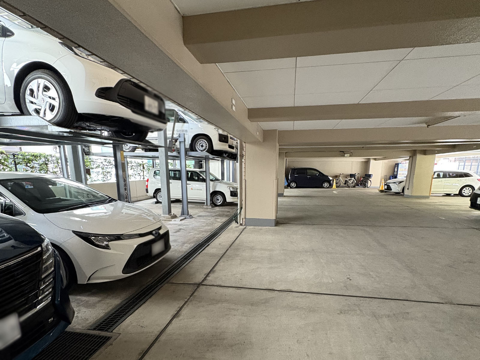 駐車場