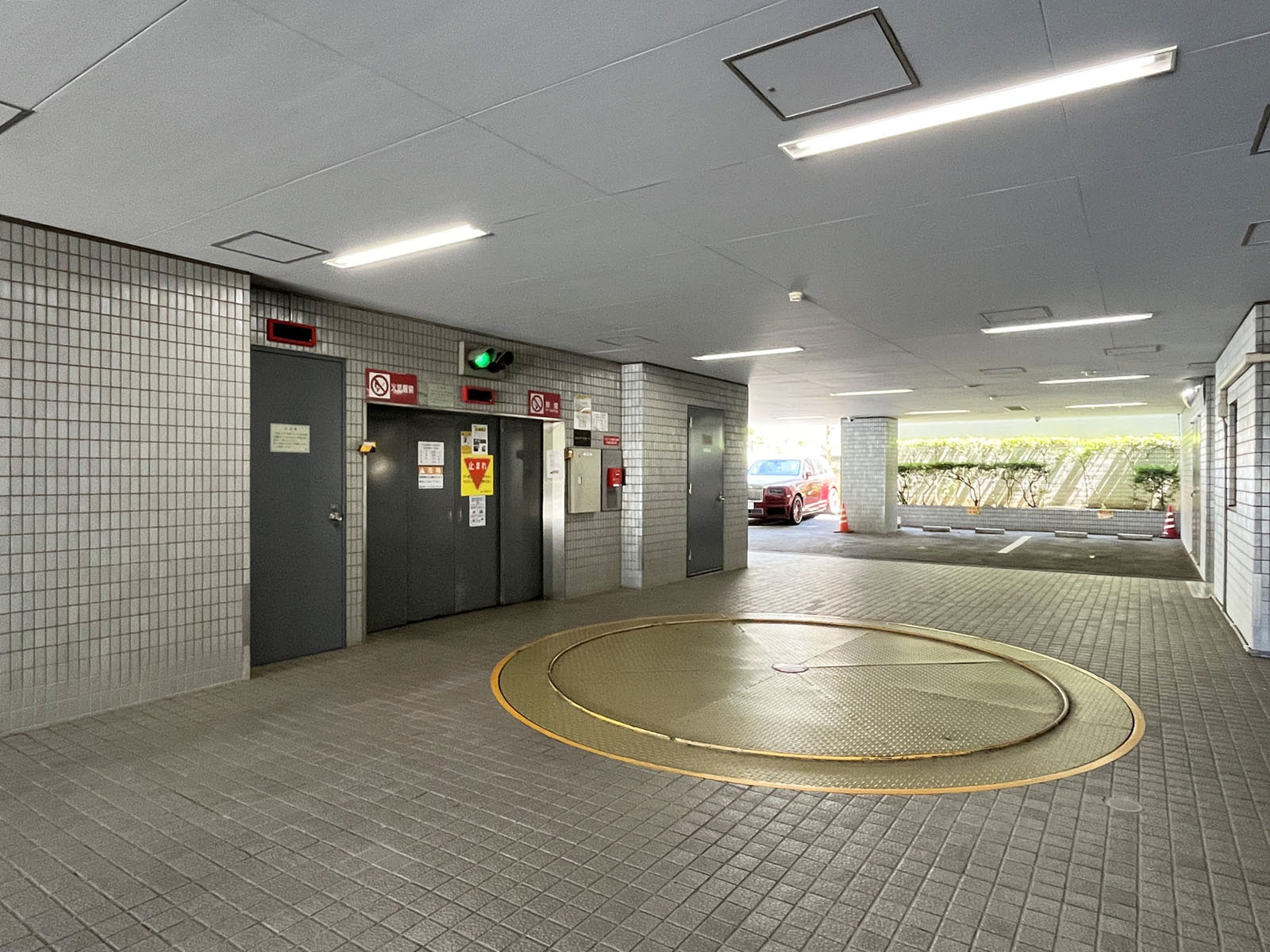 駐車場