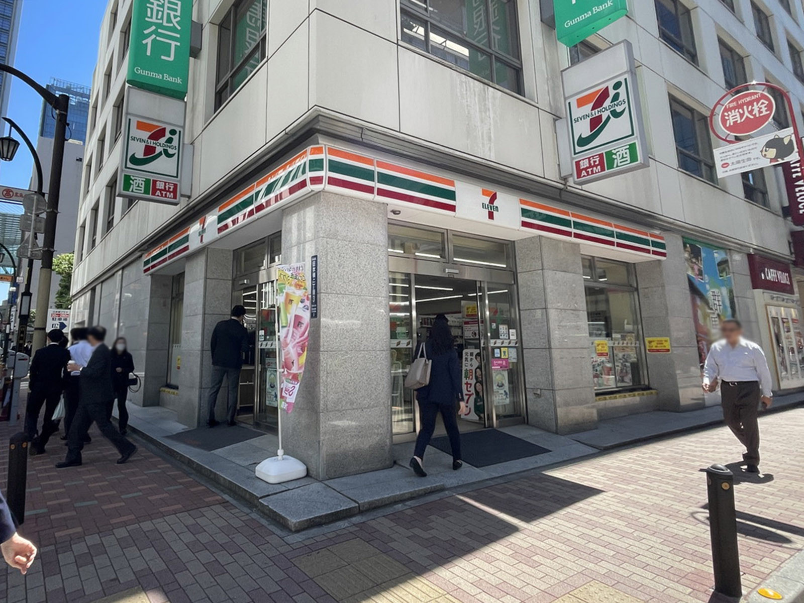 1階のセブン-イレブン 日本橋2丁目店