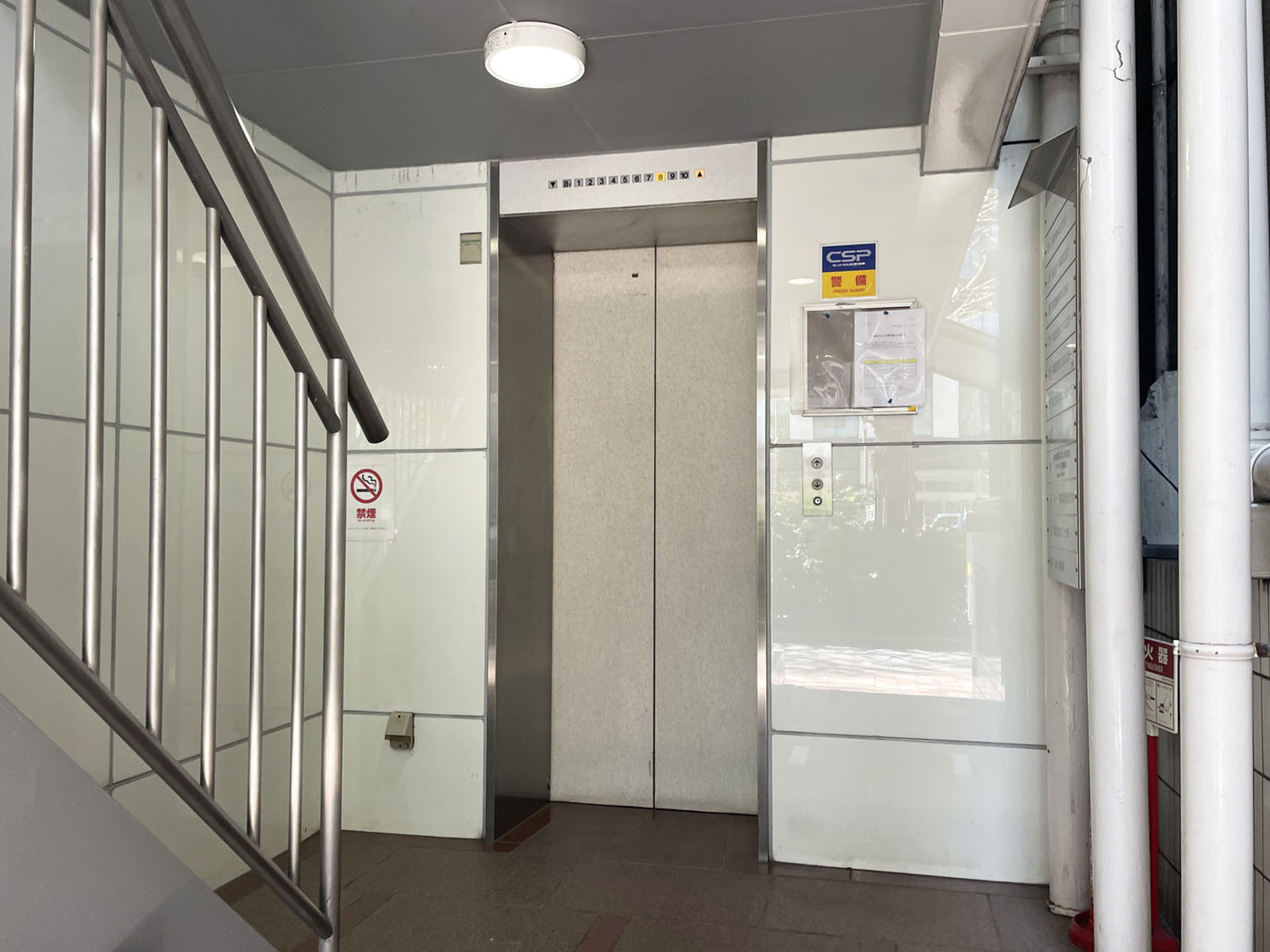 エレベーター(1基)