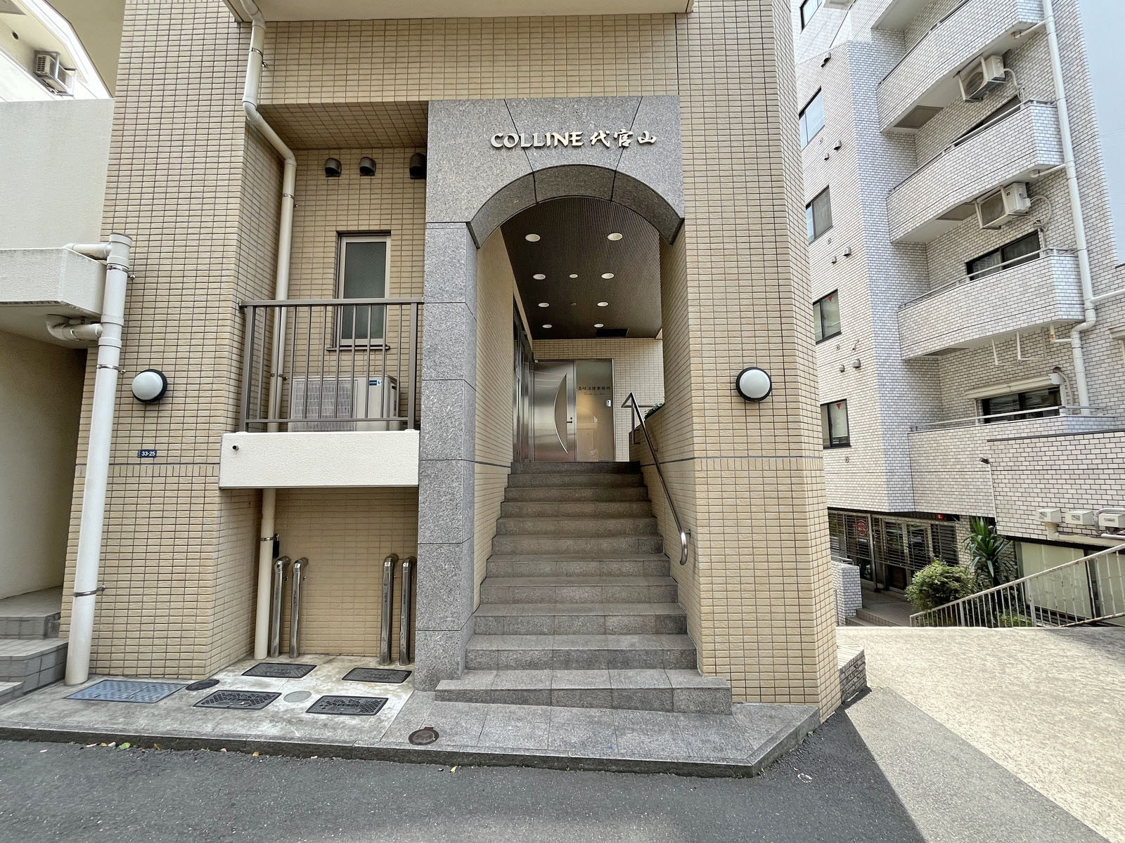 建物出入口