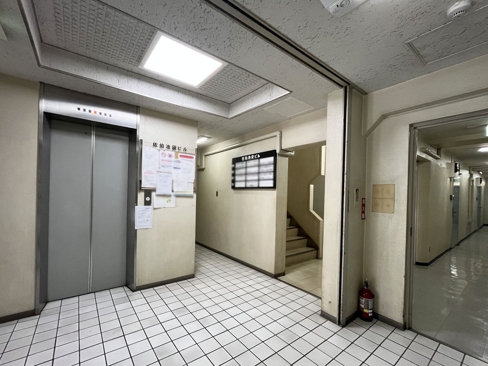 エントランス
