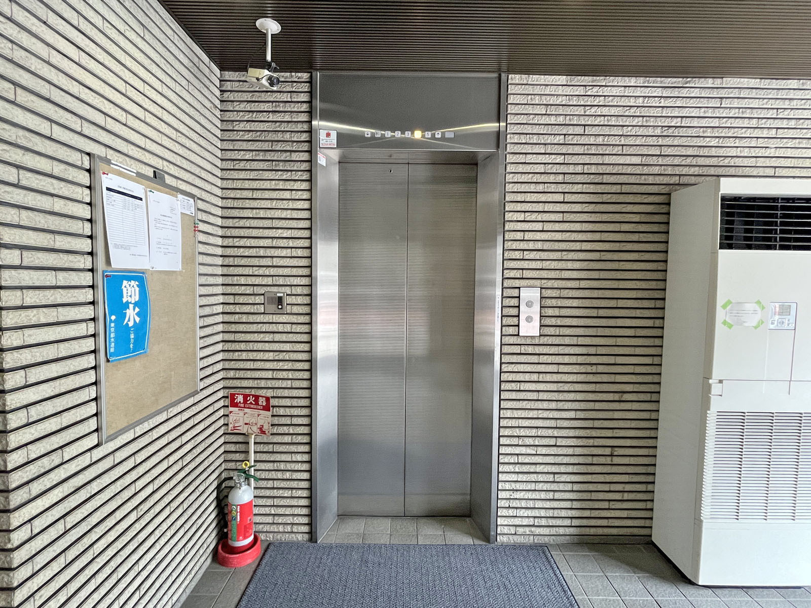 エレベーター(1基)