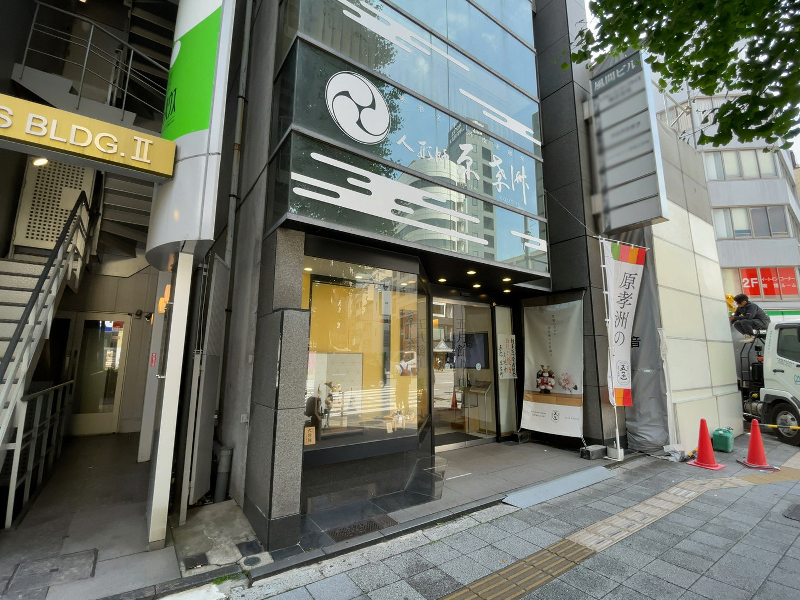 1階の様子(江戸通り側)
