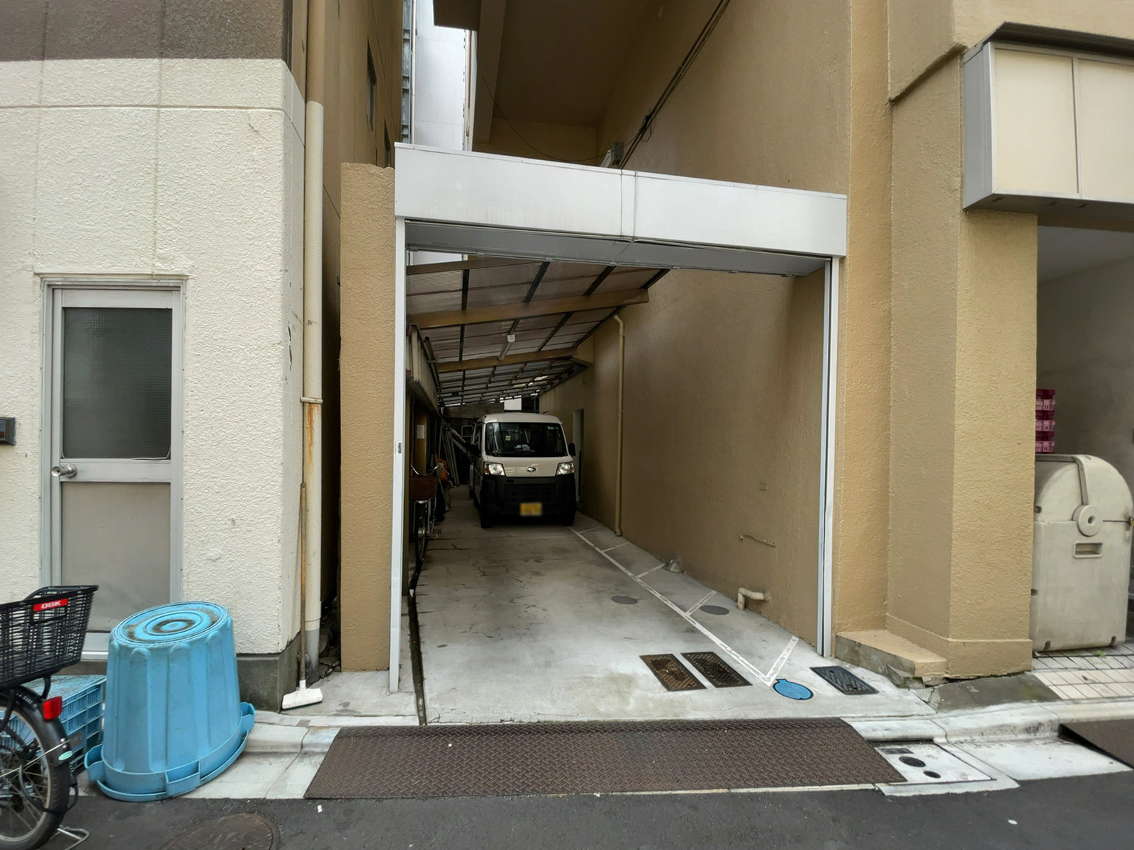 駐車スペース