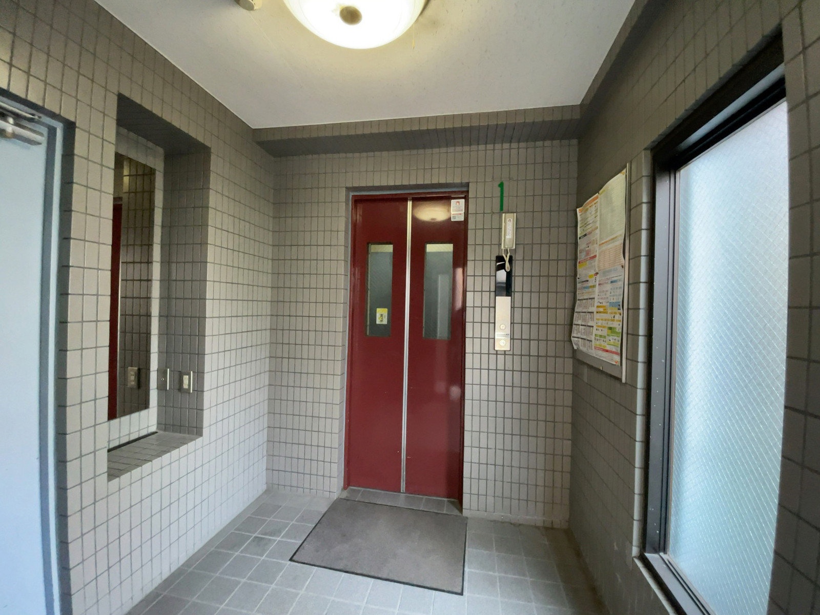 エレベーター(1基)