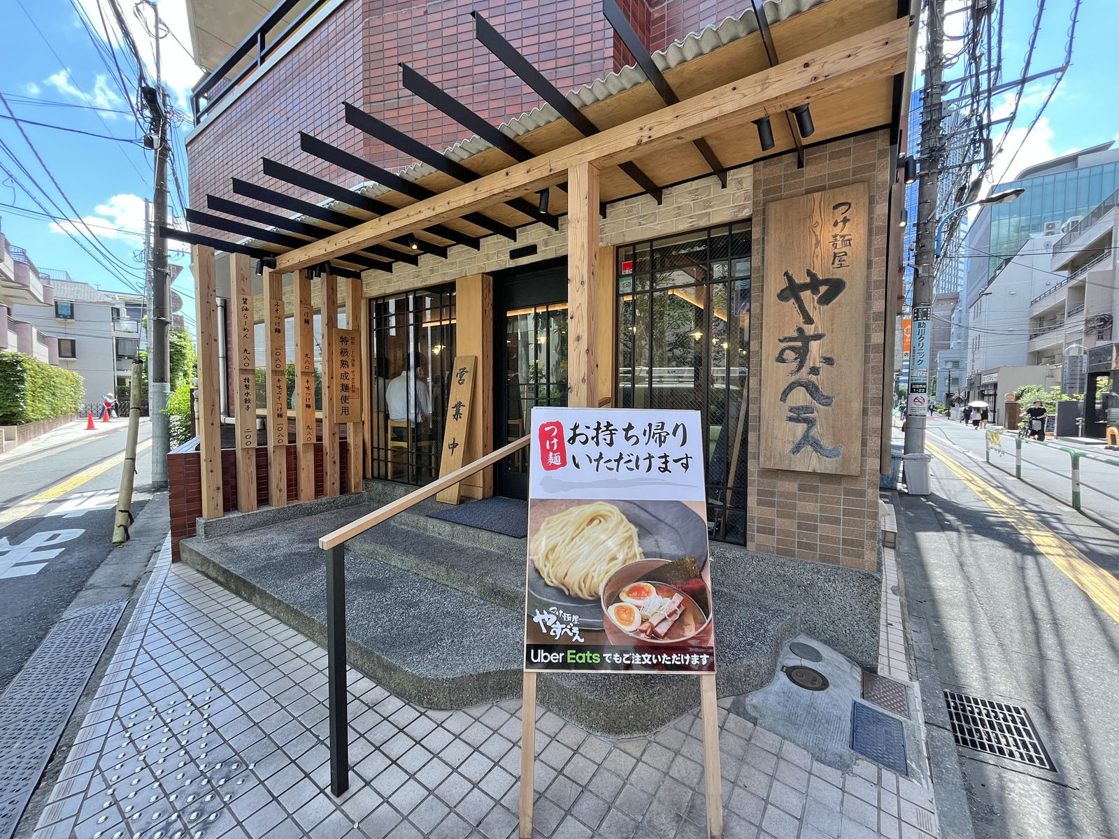 1階の飲食店