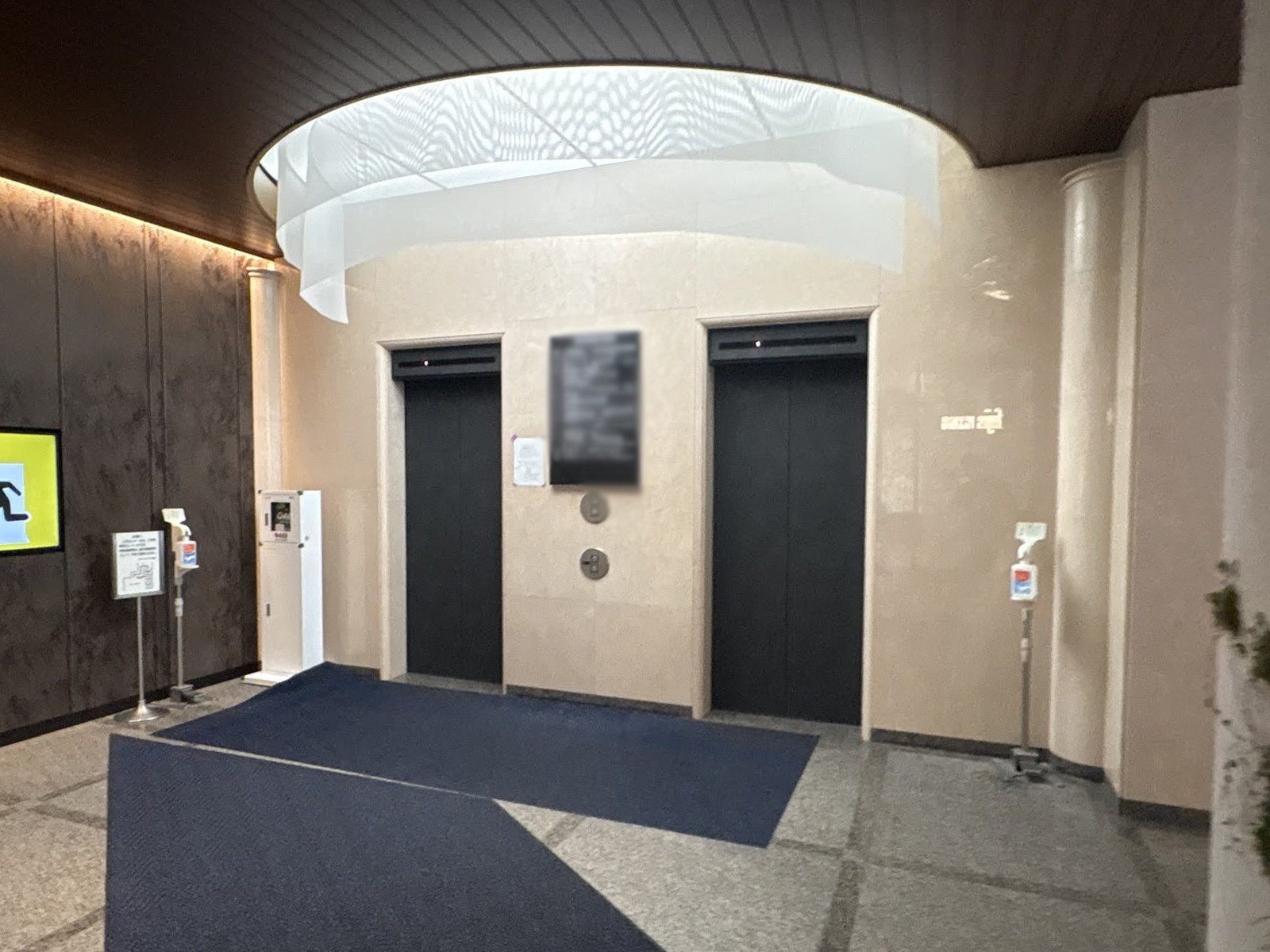 エレベーター(乗用2基)
